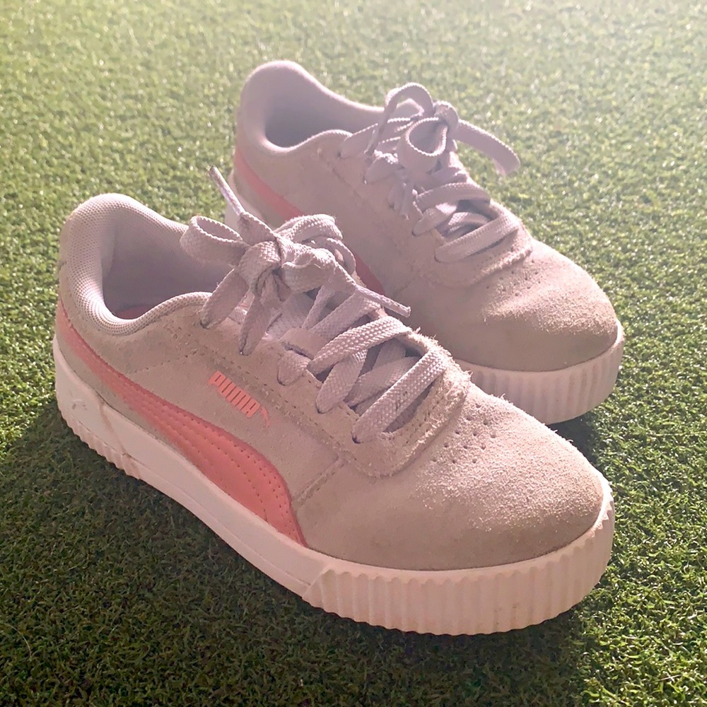 Suede Pumas